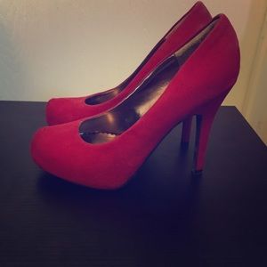 Bambi red suede heels
